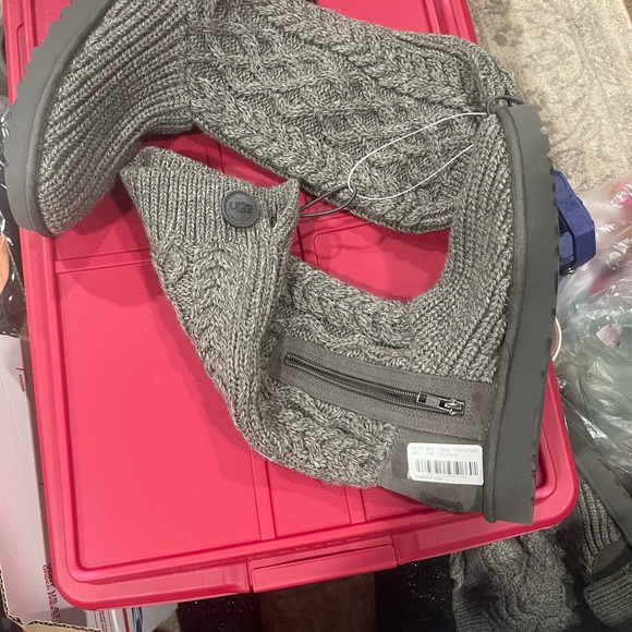 Lots f goodies - Picture 9 of 16